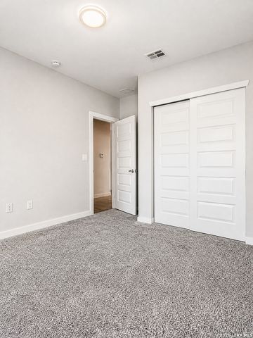 14360 ANGEL D GARCIA CT, El Paso, TX 79938