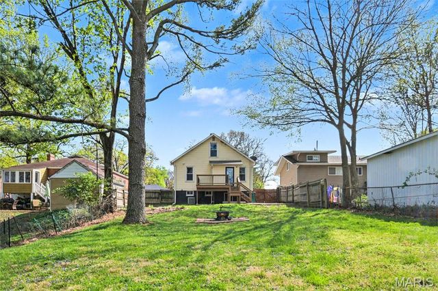 727 Landscape Avenue, Webster Groves, MO 63119