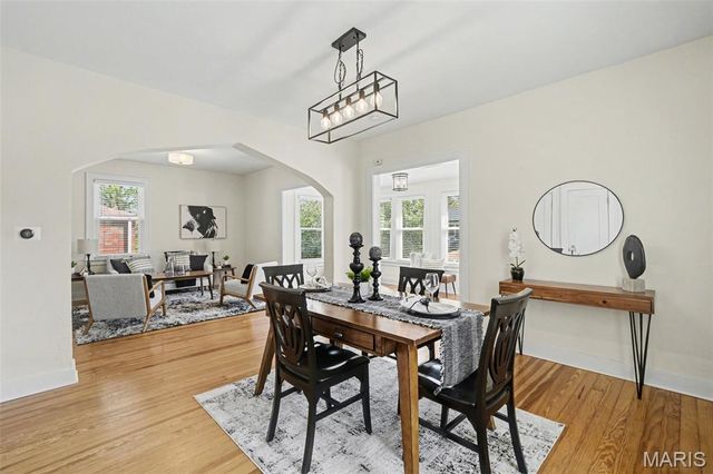 727 Landscape Avenue, Webster Groves, MO 63119