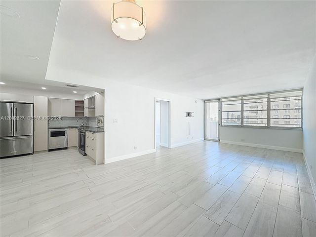 250 174th St 1211, Sunny Isles Beach, FL 33160