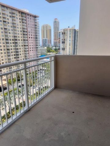 250 174th St 1211, Sunny Isles Beach, FL 33160