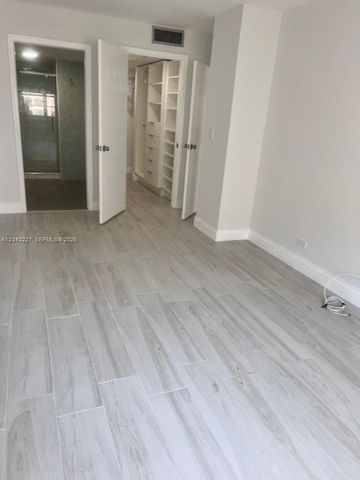 250 174th St 1211, Sunny Isles Beach, FL 33160