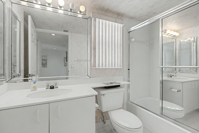 7552 Trent Drive 301, Tamarac, FL 33321