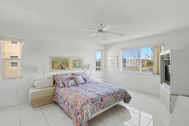 7552 Trent Drive 301, Tamarac, FL 33321