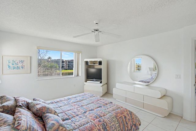 7552 Trent Drive 301, Tamarac, FL 33321