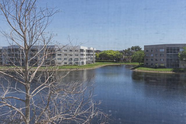 7552 Trent Drive 301, Tamarac, FL 33321