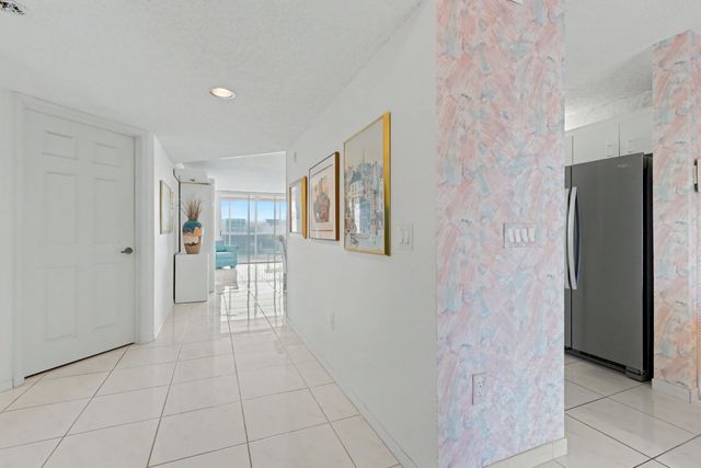 7552 Trent Drive 301, Tamarac, FL 33321