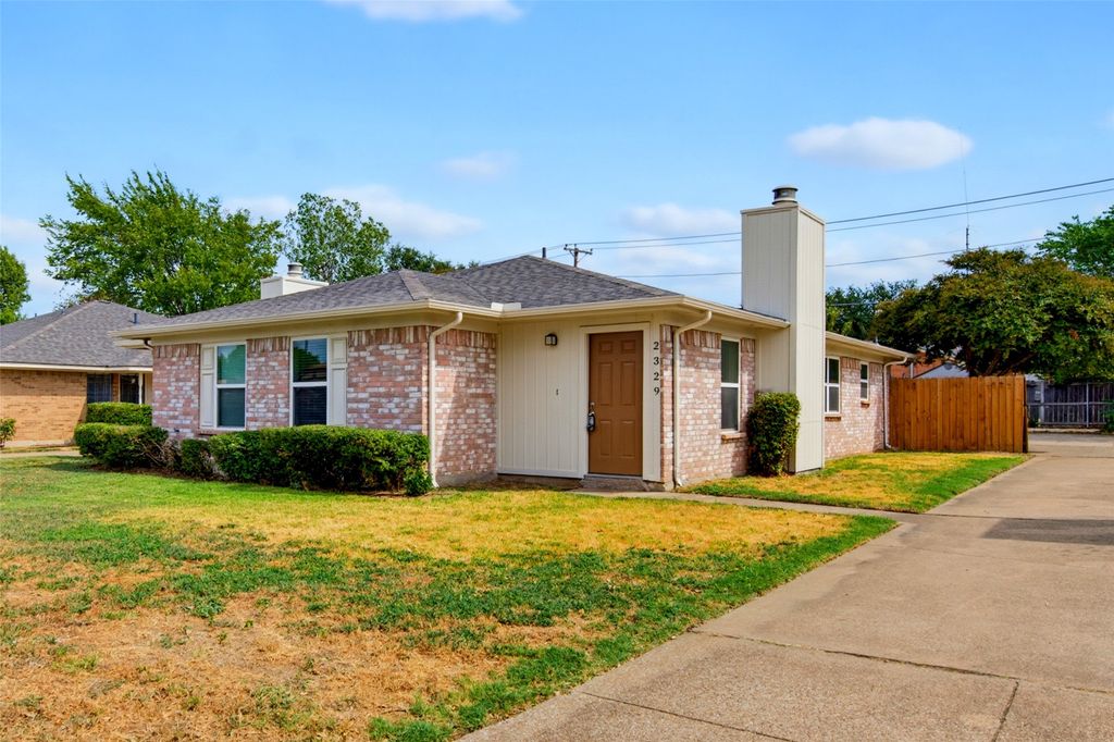 2329 Lido Lane, Arlington, TX 76015 — exterior