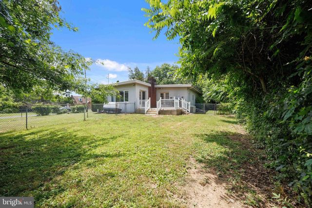 212 SKYLINE DR, Feasterville Trevose, PA 19053