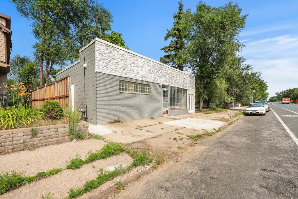4308 Chicago Avenue, Minneapolis, MN 55407 — exterior