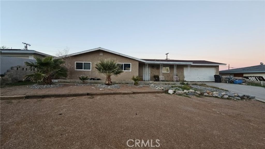 12156 Lakeview, Trona, CA 93562
