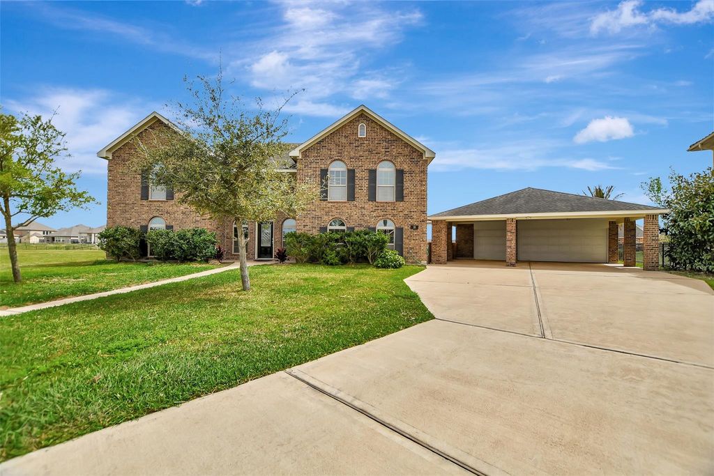 10 Spanish Bay Court N, Manvel, TX 77578