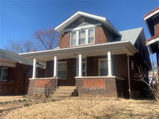 4709 Lewis Place, St Louis, MO 63113