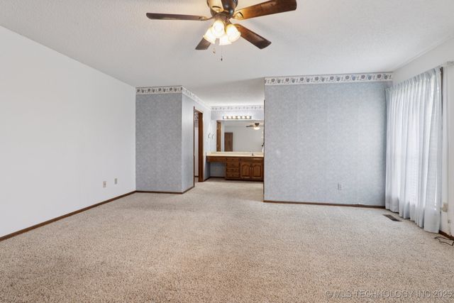 1601 Merlin, Pryor, OK 74361