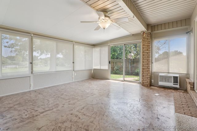 1601 Merlin, Pryor, OK 74361