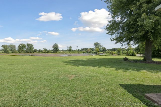 1601 Merlin, Pryor, OK 74361