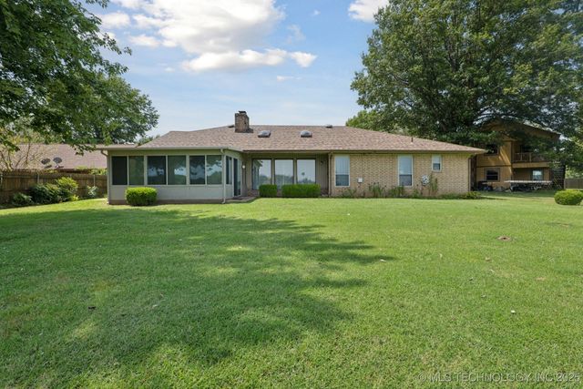 1601 Merlin, Pryor, OK 74361