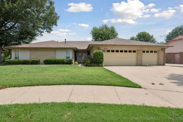 1601 Merlin, Pryor, OK 74361