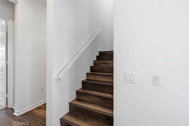 27525 Illumination Court, Valencia, CA 91381