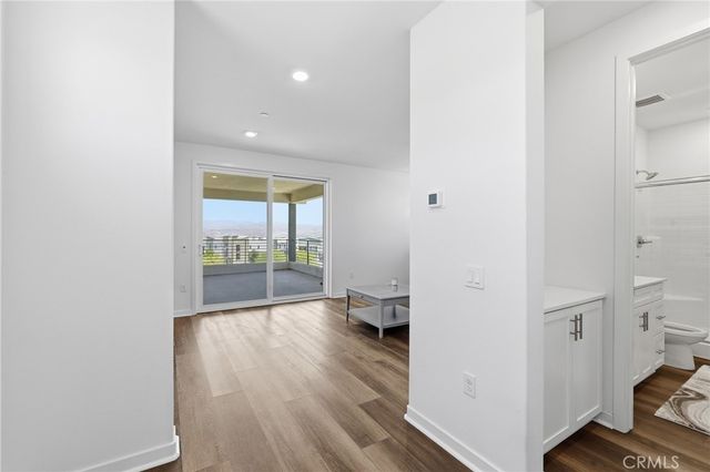27525 Illumination Court, Valencia, CA 91381
