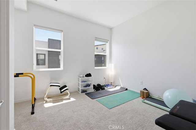 27525 Illumination Court, Valencia, CA 91381