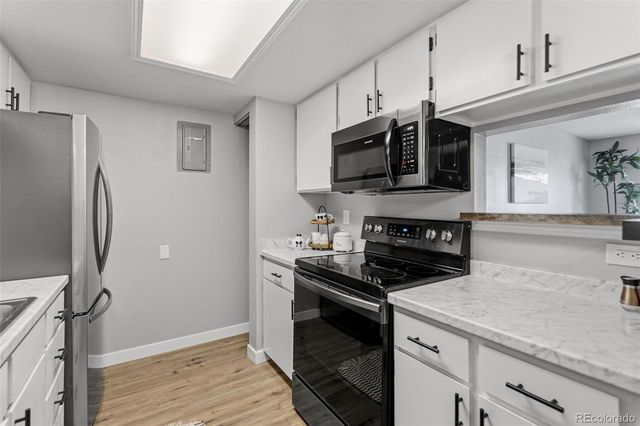 8555 Fairmount Drive E102, Denver, CO 80247