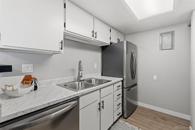 8555 Fairmount Drive E102, Denver, CO 80247