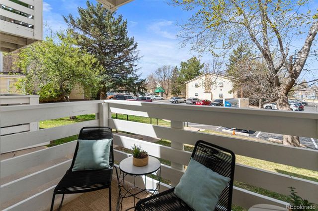 8555 Fairmount Drive E102, Denver, CO 80247