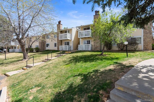 8555 Fairmount Drive E102, Denver, CO 80247