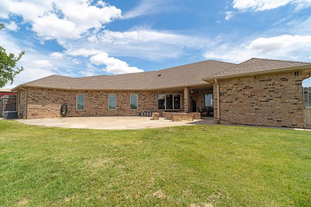 12600 STRAY HORSE Trail, Amarillo, TX 79124