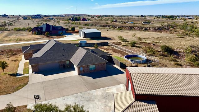 12600 STRAY HORSE Trail, Amarillo, TX 79124