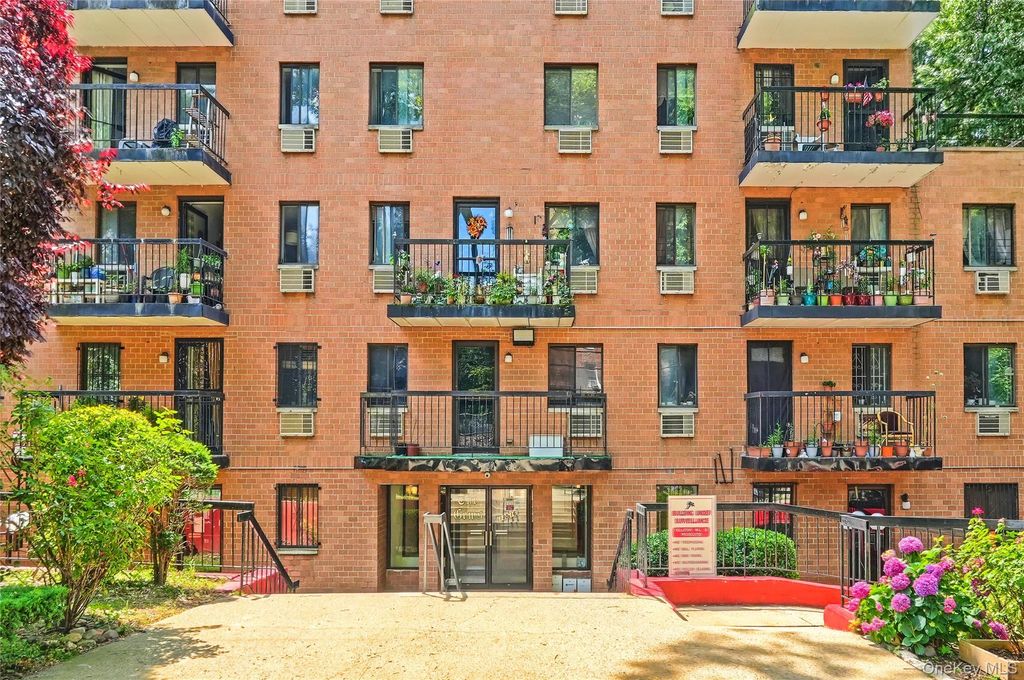 180-16 Wexford Terrace 1C, Jamaica Estates, NY 11432 — exterior