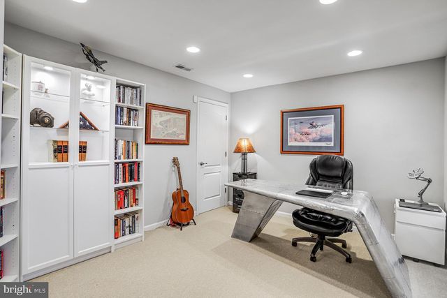 21625 MERION ST, Ashburn, VA 20147