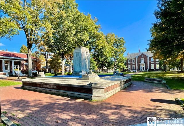 48 South Lake Drive, Chautauqua, NY 14722