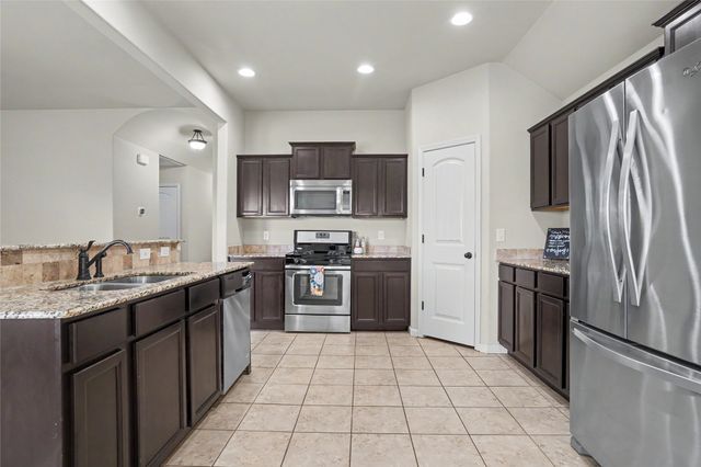 9113 N 144th East Avenue, Owasso, OK 74055