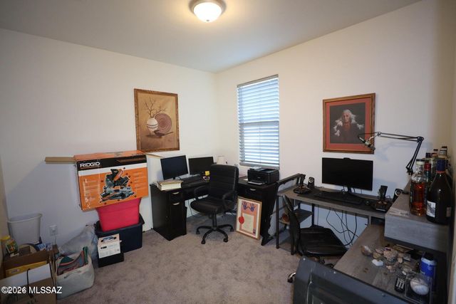 7976 S Golden Bell Drive, Tucson, AZ 85747