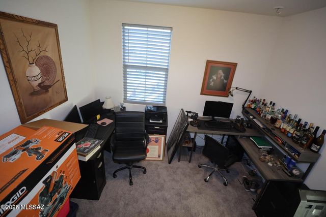 7976 S Golden Bell Drive, Tucson, AZ 85747