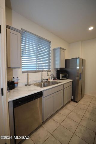 7976 S Golden Bell Drive, Tucson, AZ 85747