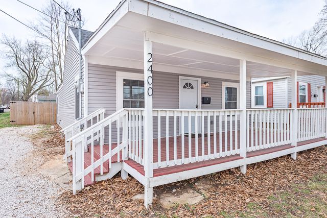 2400 W High Street, Springfield, MO 65803