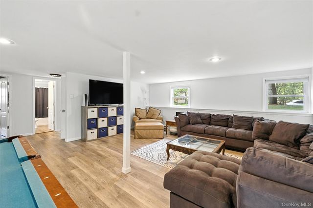 135 Lake Shore Drive E, Rock Hill, NY 12775