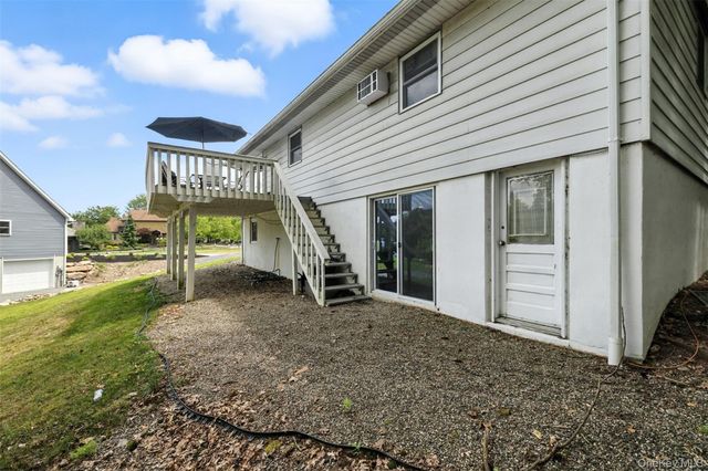 135 Lake Shore Drive E, Rock Hill, NY 12775