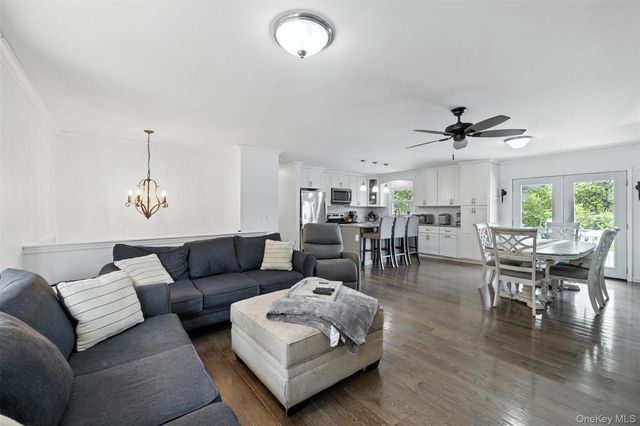 135 Lake Shore Drive E, Rock Hill, NY 12775