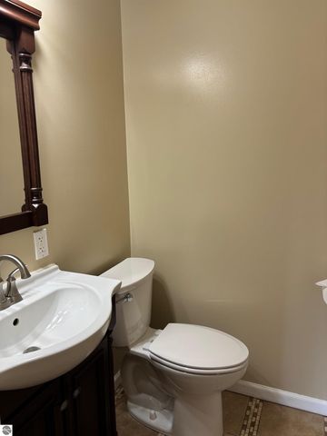 760 Hiawatha Drive, Mt Pleasant, MI 48858