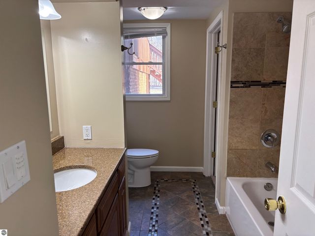 760 Hiawatha Drive, Mt Pleasant, MI 48858