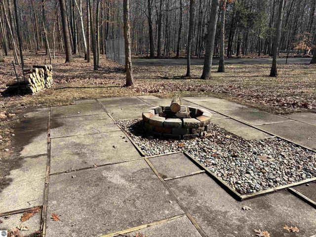 760 Hiawatha Drive, Mt Pleasant, MI 48858