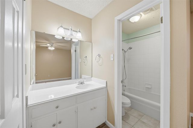 2204 N Celia DR, Cedar Park, TX 78613