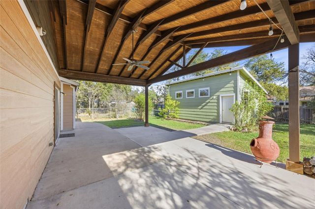 2204 N Celia DR, Cedar Park, TX 78613