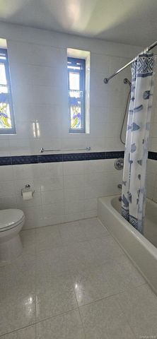 6914 179th Street, Fresh Meadows, NY 11365