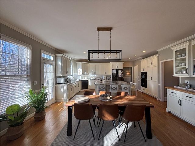 1120 Landings Overlook, Alpharetta, GA 30005