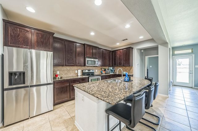 8852 Night Wind Lane, Fort Worth, TX 76244